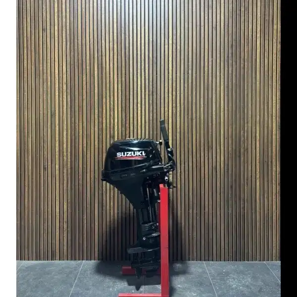 Suzuki 20 HP EFI ’19 outboard engine