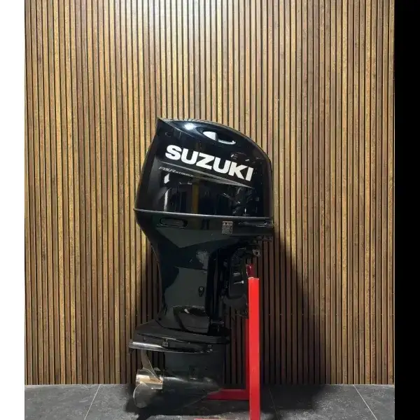 Suzuki 150 HP EFI ’23 outboard engine
