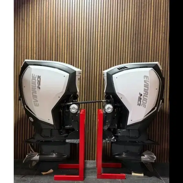set Evinrude 150 HP H.O. G2 outboard engine
