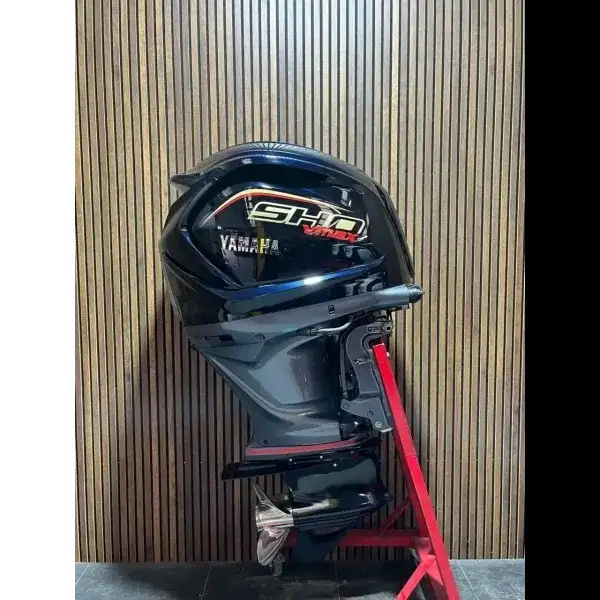 Yamaha 250 HP V-MAX SHO outboard engine