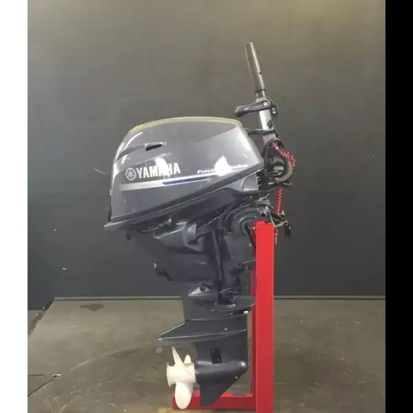 Yamaha 25 HP EFI outboard engine